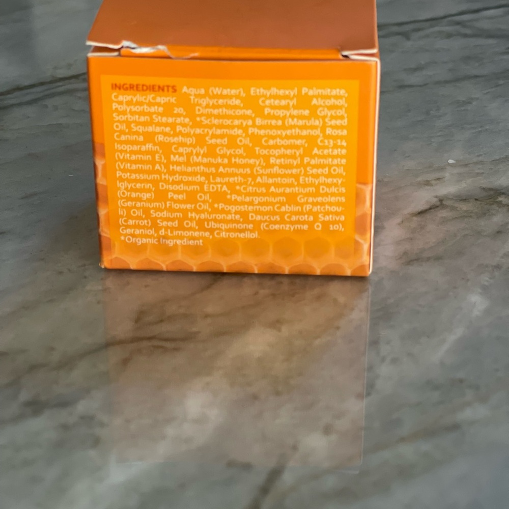 SHE - Australia - Manuka Honey Night Cream - 50 ml or 1.69 fl oz - New in Box - Picture 3 of 4